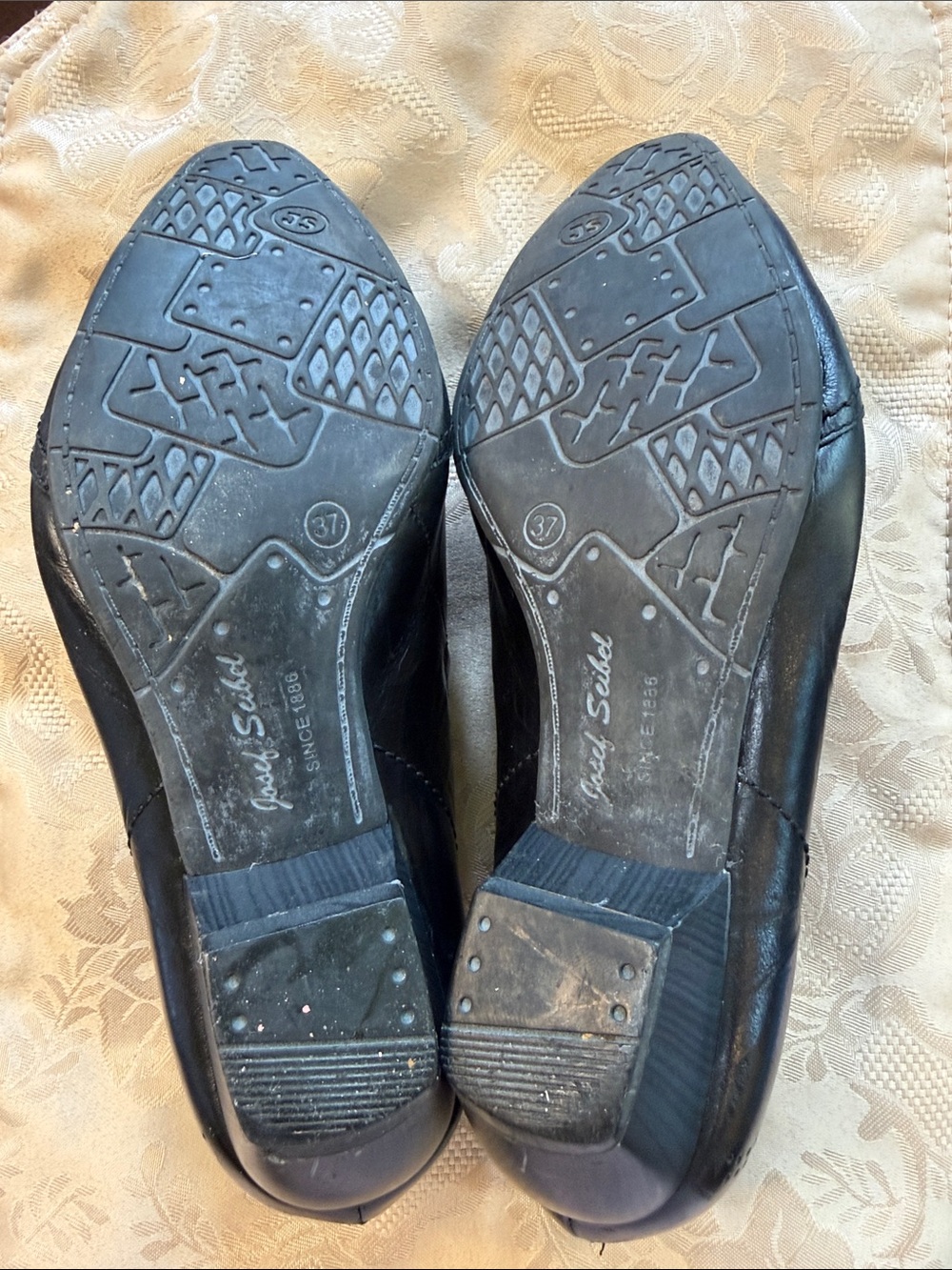 Josef Seibel Black Leather Low Heel Ankle Booties with Red Interior - Picture 4 of 5